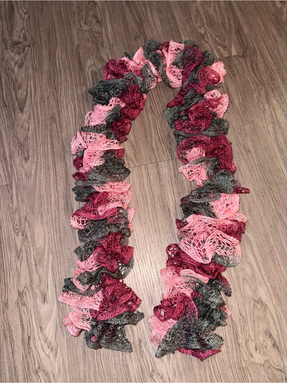 Women’s Ruffled Knit Scarf in Pink and Gray